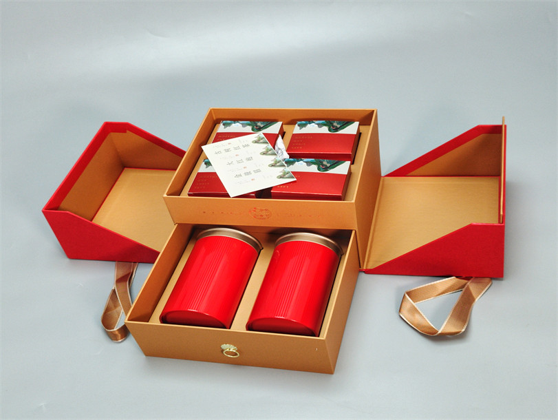 <b>红色双层月饼包装盒</b>