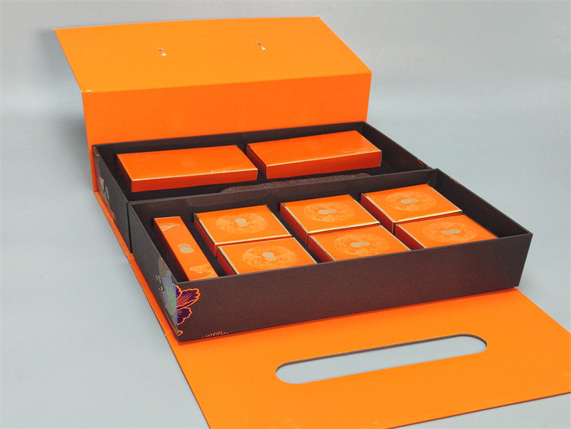 <b>橙色双层月饼包装盒</b>