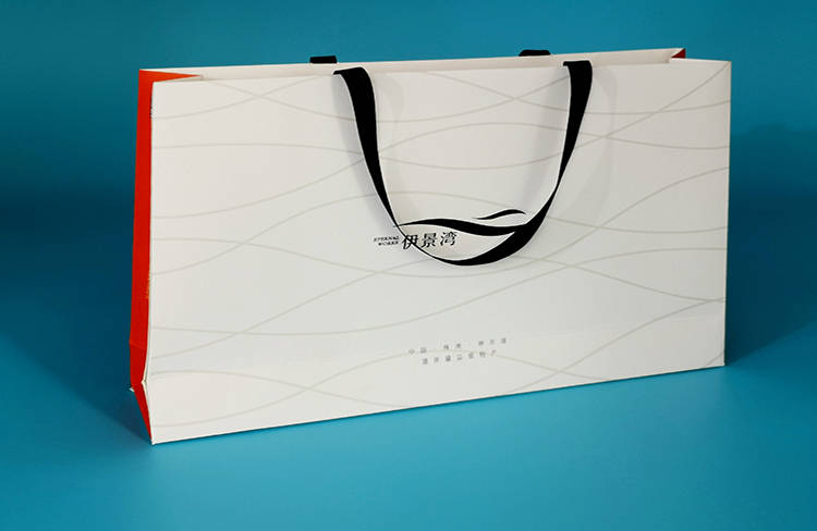 伊景湾地产手提袋1