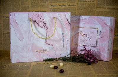 结婚回礼粉色包装盒